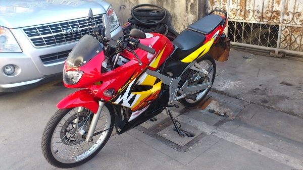 ขาย LS 125D ตัวใหม่ รถเดิมเครื่องเดิม ลงล้อมาอย่างเดียว เอกาสารครบพร้อมโอน ทะเบียนสมุทรปราการ  ราคา19900 สนใจโทร 0915195549