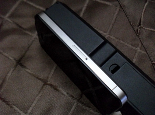 ขาย iPhone4 32Gb ศูนย์ True 5,900 บาท