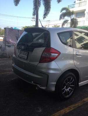 ขาย Honda jazz 1.5 SV 2011 top AT มือสอง 524,000บาท ขาย Honda jazz 1.5 SV 2011 top AT มือสอง 524,000บาท
