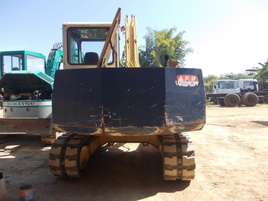 ขายรถแม็คโคร KOMATSU PC 60-6 ขายรถแม็คโคร KOMATSU PC 60-6