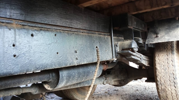 ***ขายแล้วครับขอบคุณ Truck2hand ขาย6ล้อราคาเบาๆ ISUZU TL 85HP เดิมๆบางๆ เครื่องดีเกียรืดี ช่วงล่างเดิมๆ คัสซีดีกระบะพื้นไม้คอกเหล็กคอกไม้สภาพสวย ยางดี6เส้น หัวบางเดิม สีพอใช้ มีลอกมีซีด ภายในคอนโซลดี ขายตัดตามสภาพก่อนเก็บงาน สภาพใช้งนปกติ พร้อมใช้ พร้อมลุ