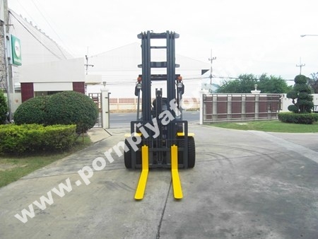 จำหน่ายรถ Forklift KOMATSU FD25T-16 จำหน่ายรถ Forklift KOMATSU FD25T-16