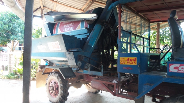 รถโม่ 7ฟุตไทเส็งช่วล่างเรียวเพลาหงายเครื่องHO7C อู่เกรียงไกร