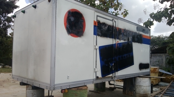 ขายด่วน ตู้บรรทุก 3 บาน ยาว 5 เมตร พร้อมไอดอริกท้าย สภาพเยื้ยมตามรูป  ใส่ isuzu npr