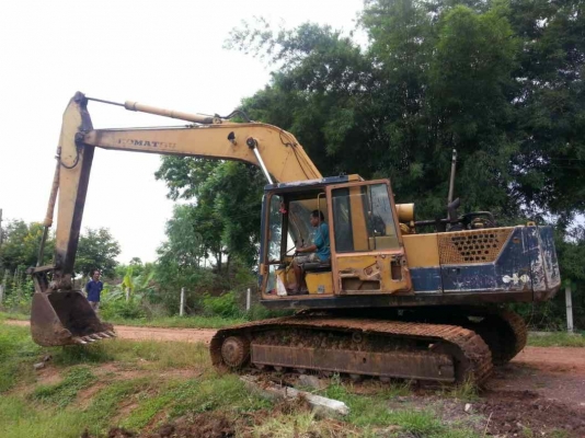 ขายโคมัสซุPC200-3 ราคา 450,000 บาท ราคาต่อรองได้