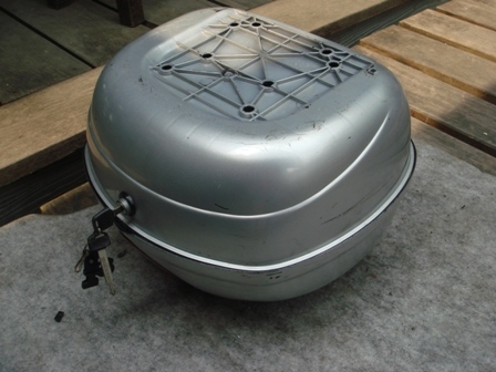 ขออนุญาติขายกล่องไฟเบอร์เอนกประสงค์ใส่ท้ายมอเตอร์ไซค์เก่าญี่ปุ่นครับ