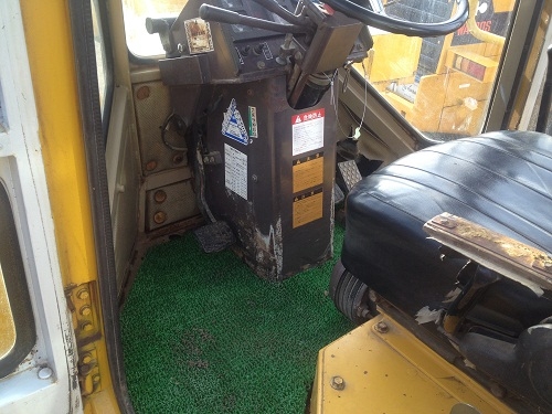 ...ขายรถตักล้อยาง KOMATSU WA100-1 หัวเก๋งสวย แอร์พร้อม บอร์ดี้ครบ เครืองดี เกียร์ดี ไฟฟ้าครบ สภาพพร้อมใช้งาน มีให้เลือก 3 คัน  นำเข้าจากญี่ปุ่น ติดต่อคุณ อิทธิวัฒน์ 081-9343573