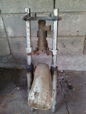 ขายโช๊คหน้าพร้อมแผงคอ ...ไม่ทราบรุ่น