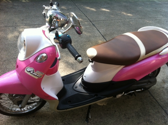 ขายรถ Fino ปี 2552 สีชมพูขาว น่ารัก