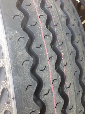 ขายยางผ้าใบ Apollo 1000-20 ทั้งชุด!! ราคาดี