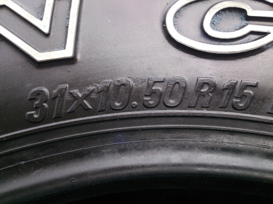 ขายยางใหม่ปี09 TOYO ขนาด 31&times;10.50R15 MADE  IN  JAPAN  จำนวน  4  เส้น ราคา 8500