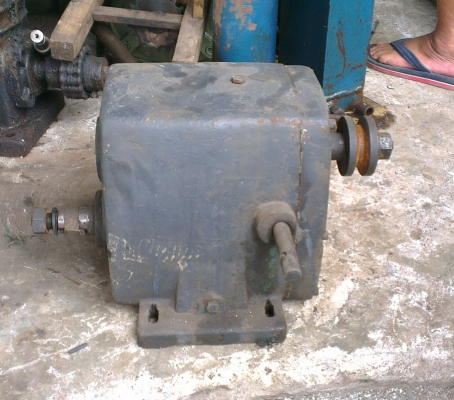 ขาย เกียร์กระตุกมือสอง สำหรับติดกับเครื่องอะไรก็ได้ครับ มี 4 เกียร์ Japan ครับ