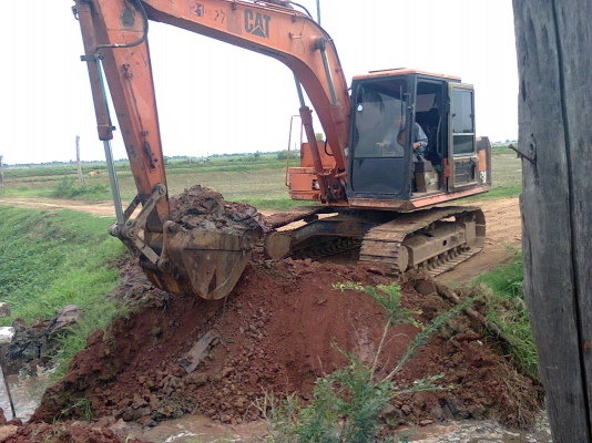 ขายแมกโค CAT E110 B รถเก่านอก ไฟฟ้าครบ โซ่หน่า เอ็วแนน่ เเอร์หนาว เอกสารเล่มทะเบียน ขายแมกโค CAT E110 B รถเก่านอก ไฟฟ้าครบ โซ่หน่า เอ็วแนน่ เเอร์หนาว เอกสารเล่มทะเบียน