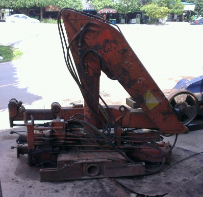 Sell> เครนมือสอง Hiab 3 ตัน 2 ชัก ราคาถูก กำแพงแสน นครปฐม ครับ