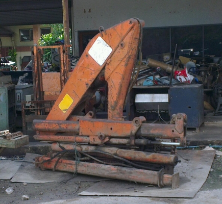 Sell> เครนมือสอง Hiab 3 ตัน 2 ชัก ราคาถูก กำแพงแสน นครปฐม ครับ