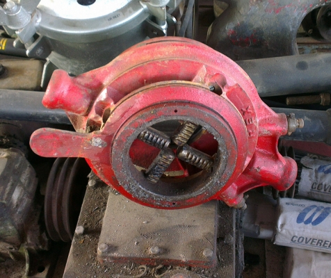 Sell> ตัวต๊าปเกลียวมือ REX 4" นิ้ว 117R พร้อมฟันกัดเกลียว เบอร์ใหญ่สุด ยังไม่เคยผ่านการใช้งานครับ