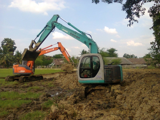 ขายแมกโค135SR รถเก่านอก เอกสาร์อินวอย์  ไฟฟ้าครบ สวยมาก