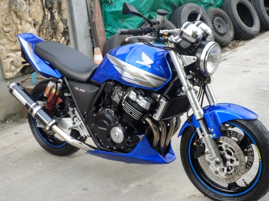 ขาย CB400 ปี94ทะเบียนแท้ๆโอนขนส่งรถสภาพแทพๆท่อสูตรทั้งเส้นเสียงโหดๆ