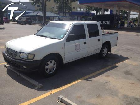 ขายกรบะ ISUZU 4 ประตู ดราก้อน ปี 2001 สภาพพร้อมใช้งานครับ ราคาถูกๆ รถสวยครับ (ขายแล้วครับ)