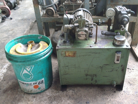 Sell> ชุดปั้มไฮดรอลิค พร้อมคอนโทรลในตัว พร้อมใช้งาน มอเตอร์ 3 เฟส 1 แรง  กำแพงแสน นครปฐมครับ