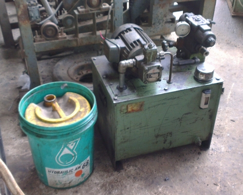 Sell> ชุดปั้มไฮดรอลิค พร้อมคอนโทรลในตัว พร้อมใช้งาน มอเตอร์ 3 เฟส 1 แรง  กำแพงแสน นครปฐมครับ