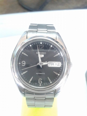 นาฬิกา SEIKO 5 ออโต้เมติก