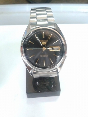 นาฬิกา SEIKO 5 ออโต้เมติก