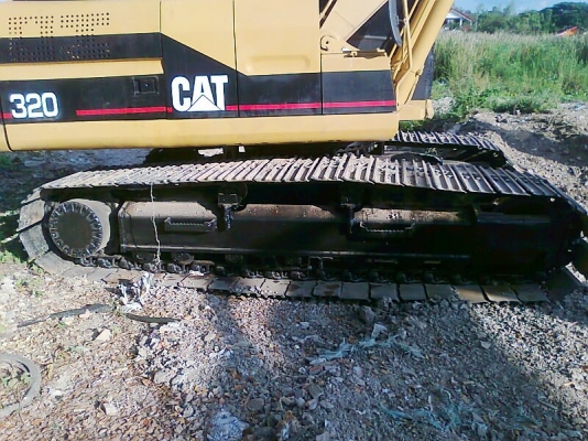 รถแบคโฮ CAT 320 V1 รถสวย ระบบไฟฟ้่่่าครบ มีแอร์ มีเล่มทะเบียน