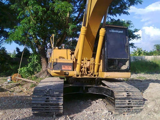 รถแบคโฮ CAT 320 V1 รถสวย ระบบไฟฟ้่่่าครบ มีแอร์ มีเล่มทะเบียน