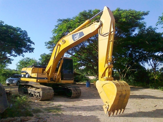 CAT 320 B