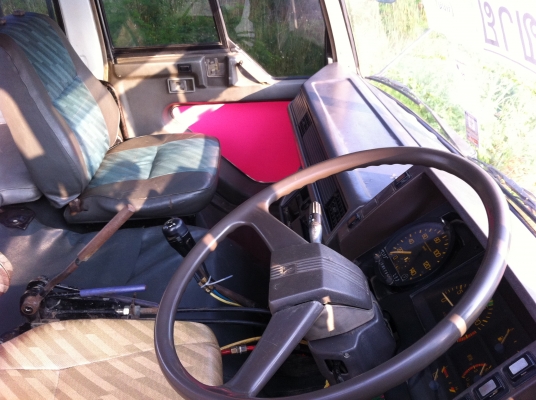 ขายด่วน ไอ้หลงโบ FUSO FN 527 TF