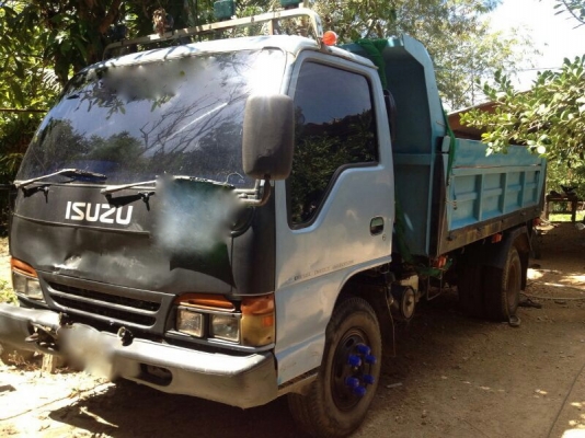 รถอิซูซุ 6 ล้อดั้ม NPR 120 แรงม้า ปี 38  สนใจติดต่อ 081 - 6079515