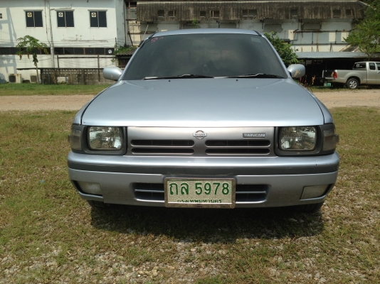 ขายNV ปี00 ออโต้ สภาพพร้อมใช้ บางๆ มีป3 LPG ราคาคุยกัน