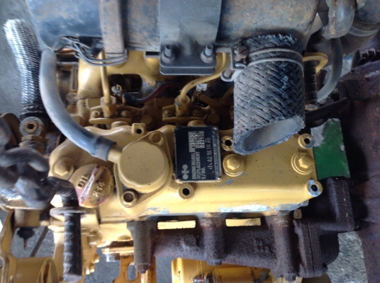 ขายเครื่องแบ็คโฮเก่าญี่ปุ่นยี่ห้อ โคมัสสุ( komatsu)รุ่น 3D75 เครื่องเป็นระบบหัวฉีดแบบไดเร็คอินเจ็คชั่นตัวใหม่