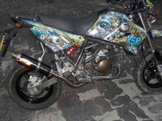 ขาย ksr new ท่อสูตร เพ้นทืทั้งคัน 40000