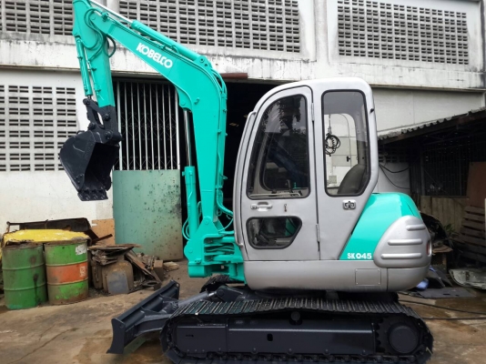 ขาย รถขุด KOBELC0 รุ่น SK045 หัวเก๋ง แทร็กเหล็ก  มือสองญี่ปุ่น