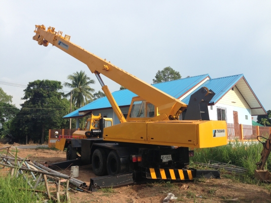 รถเครน 20 ตัน TL200L สภาพดีพร้อมใช้งาน พร้อมทะเบียน