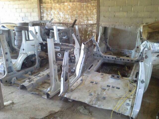 Body ตัด Nissan Cube VRS import auto part Body ตัด Nissan Cube VRS import auto part