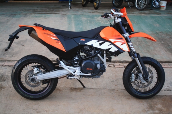 __ขาย/แลก KTM 690 smc ปี09 (สรรพสามิตตัวจริง) $ 290,000__ __ขาย/แลก KTM 690 smc ปี09 (สรรพสามิตตัวจริง) $ 290,000__