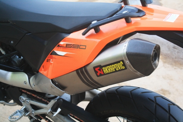 __ขาย/แลก KTM 690 smc ปี09 (สรรพสามิตตัวจริง) $ 290,000__ __ขาย/แลก KTM 690 smc ปี09 (สรรพสามิตตัวจริง) $ 290,000__