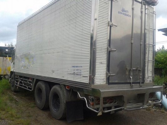 รถอีซูซุ 10 ล้อ ตู้เย็น FVM 230 แรงม้า ปี 48 สนใจติดต่อ 081 - 6079515 ( ราคา เหลือ 1,380,000 ) !! รถอีซูซุ 10 ล้อ ตู้เย็น FVM 230 แรงม้า ปี 48 สนใจติดต่อ 081 - 6079515 ( ราคา เหลือ 1,380,000 ) !!