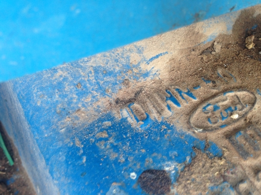 ขายรถไถFORD 77 - 1 เพลา มีภาพวีดีโอ เลขเครื่อง T1 C7NN6015A เลขเกียร์ C5NN ท้ายเบาะ D1NN รถสวยสภาพดีพร้อมใช้งาน  อุปกรณ์ครบพร้อม มีใบมีดดันหน้า ผาน5 สภาพดีมากพร้อมใช้งาน เอกสารอินวอย  เครื่องแห้งแรงดี ระบบไฮดรอลิกส์ดี ยางหน้าหลังสภาพประมาณ 70\% ราคา 278,00