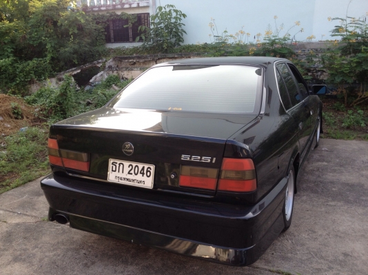 BMW, 525 i BIGNOT ปี 1994 เกียร์ออโต้ วาง2J VVt-I ติดLPGหัวฉีดโดนัด