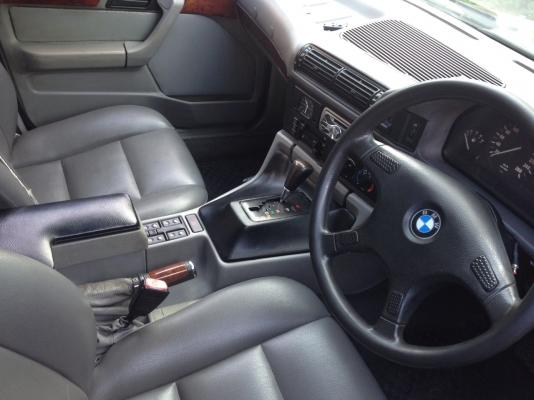 BMW, 525 i BIGNOT ปี 1994 เกียร์ออโต้ วาง2J VVt-I ติดLPGหัวฉีดโดนัด