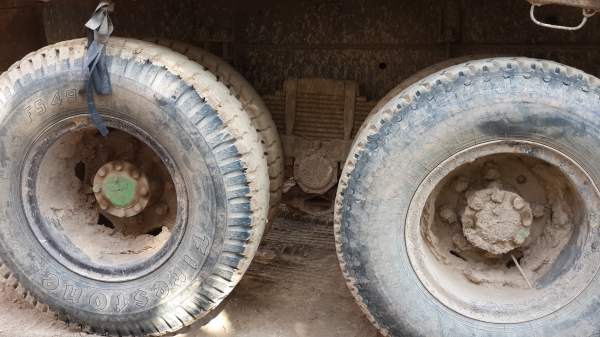 ขายด่วนไอ้หลงสิบปีดสองเพลาดั้มเบรคใหญ่ FN527MTD195แรงราคาถูกมากๆ  จัดแนนท์ได้โทร 0801515451