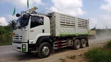 รถอีซูซุ 10 ล้อดั้ม 360 แรงม้า  ( ขายแม่ลูก )   ( รถวิ่ง 6x,xxx กม. )    สนใจติดต่อ  081 - 6079515