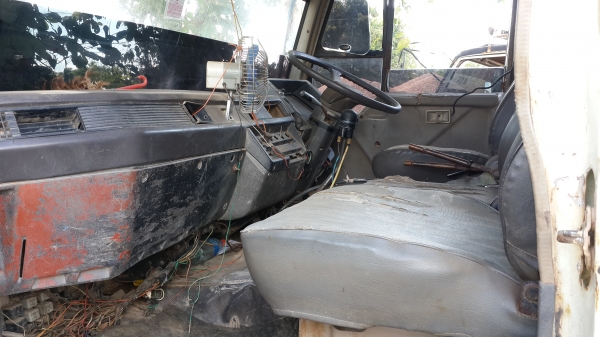 ขายด่วนไอ้หลงสิบปีดสองเพลาดั้มเบรคใหญ่ FN527MTD195แรง  พร้อมใช้จัดแนนท์ได้โทร 0801515451