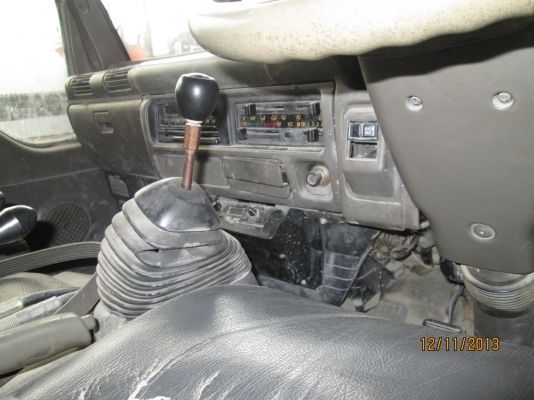 ISUZU-NKR-เครื่อง4BE1-110-กะบะยาว3,10เมตร