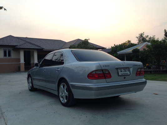 ขาย E200 เครื่องฝาแดงตัวสุดท้าย เกียร์5tiptonic แล้ว ขาย E200 เครื่องฝาแดงตัวสุดท้าย เกียร์5tiptonic แล้ว