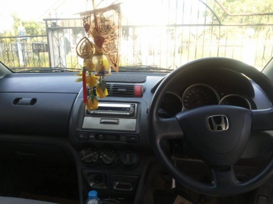 Honda City ปี2004 รถบ้าน ใช้เอง ขายเอง สภาพดีเยี่ยม Honda City ปี2004 รถบ้าน ใช้เอง ขายเอง สภาพดีเยี่ยม